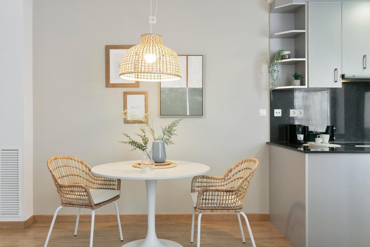 Click&Flat Sugranyes Apartment Barcelona Exterior photo
